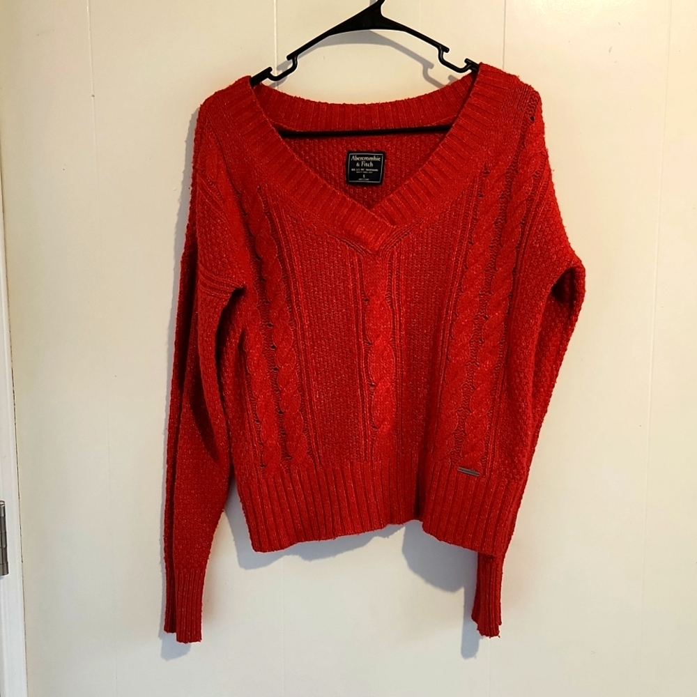 Red Abercrombie & Fitch Sweater